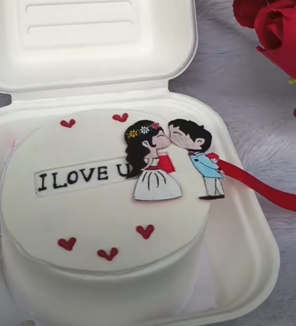 Romantic Couple Love Bento Cake
